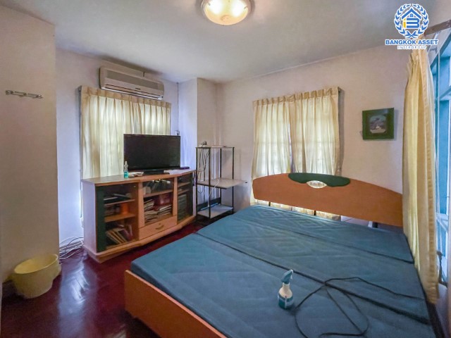 *****ทาวน์โฮมมือสองย่านปทุมธานี ม.ชมฟ้า วรางกูล รังสิต-คลอง2 #หลังมุม เนื้อที่กว้างขวางถึง 29.2 ตร.ว. ฟังก์ชัน 3 ห้องนอน 3 ห้องน้ำ 1 ที่จอดรถ บ้านราคาถูก ทำเลดี เชื่อมต่อถ.ลำลูกกา, ถ.รังสิต-องครักษ์ เดินทางสะดวก จองเลยวันนี้!